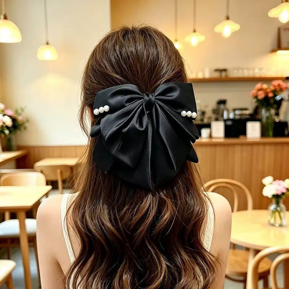 Black Bow Clip